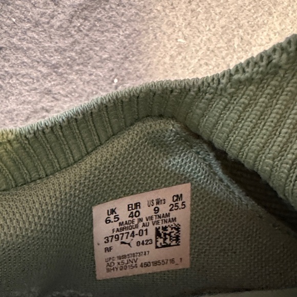 Puma Green and Black Athletic Shoes - Picture 8 of 8